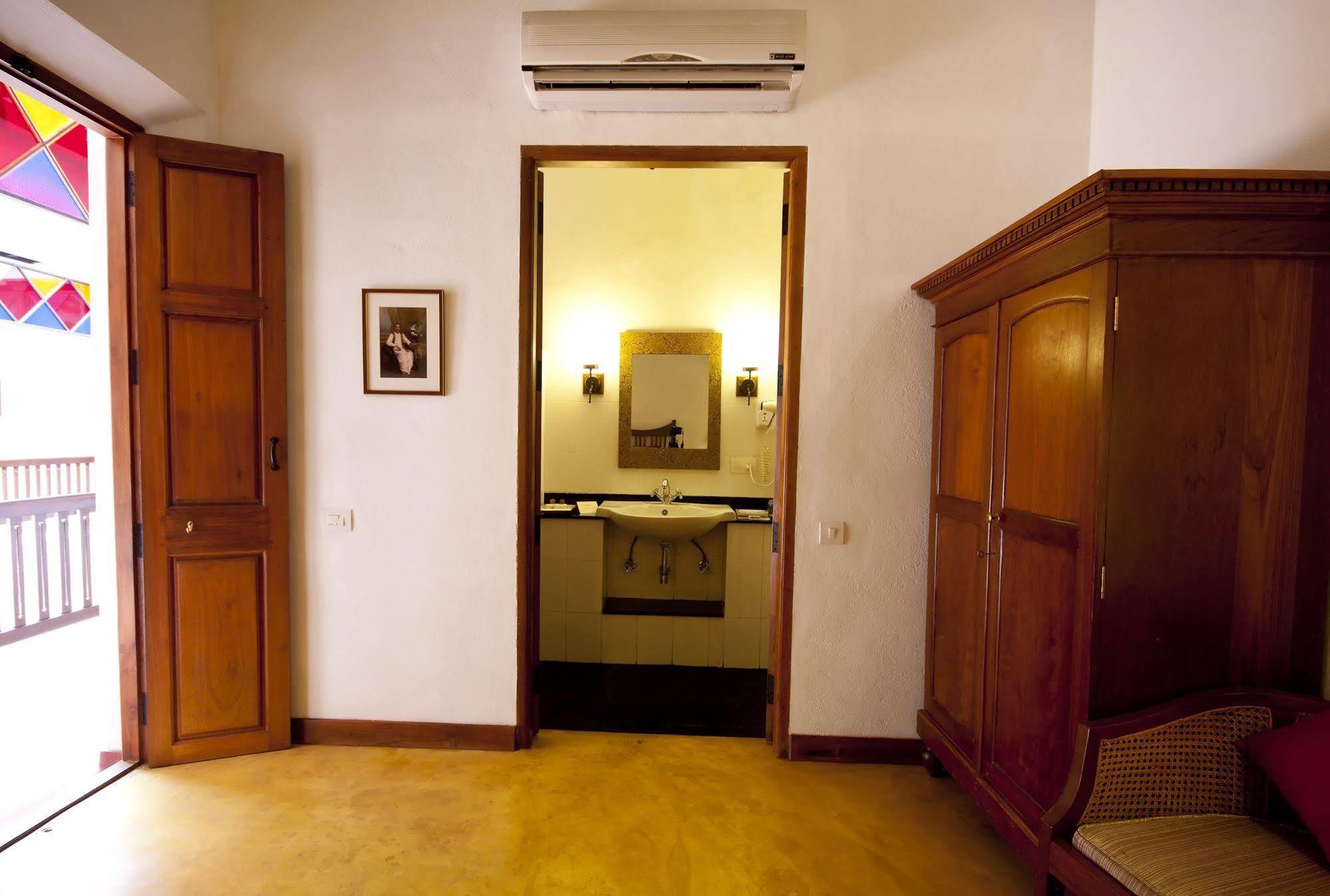 Maison Perumal - A Cgh Earth Experience Pondicherry
